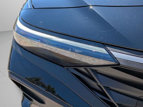 New 2026 Hyundai Elantra Sport FWD image 29