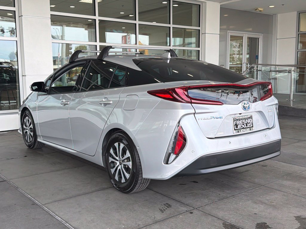 Certified 2020 Toyota Prius Prime Limited FWD image 9
