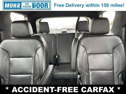 Used 2022 Chevrolet Traverse LT image 27