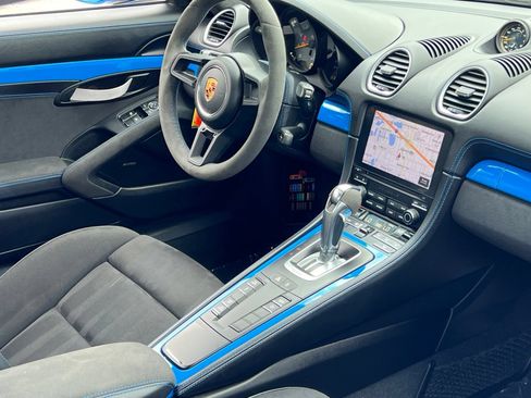 Certified 2023 Porsche 718 Cayman GT4 RWD image 32