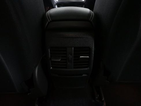 Used 2019 Mercedes-Benz CLA 250 image 18