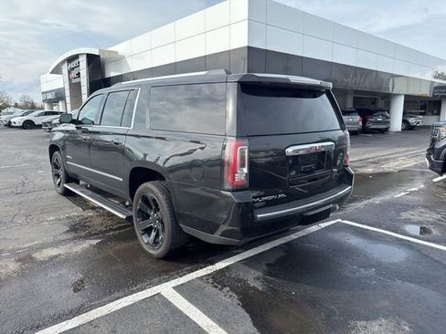 Used 2019 GMC Yukon XL Denali image 6