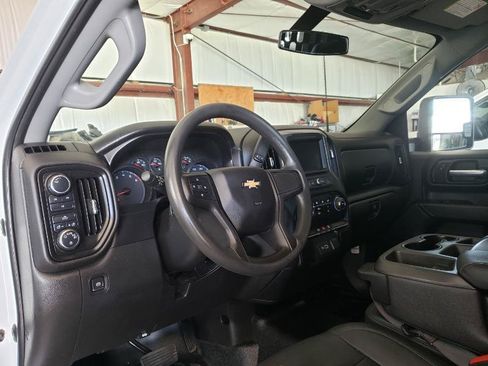 Used 2021 Chevrolet Silverado 2500 W/T w/ WT Convenience Package AWD/4WD image 12