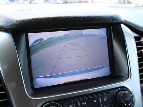 Used 2018 Chevrolet Tahoe Premier RWD image 15