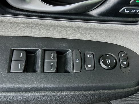 Used 2018 Honda CR-V EX-L image 15