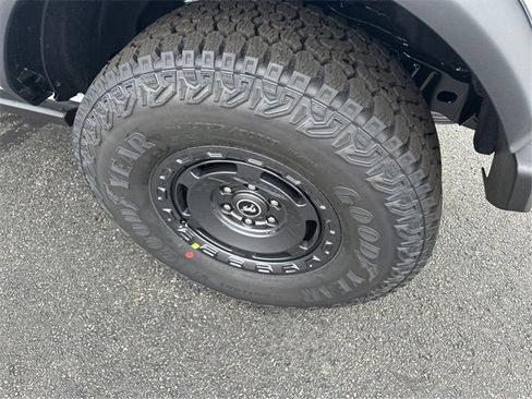 New 2025 Ford Bronco Big Bend w/ Black Diamond Package image 14