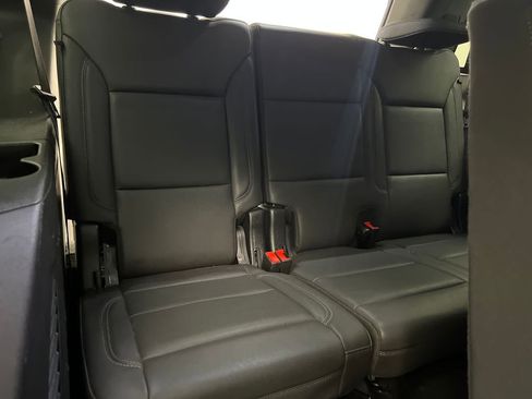 Used 2025 Chevrolet Tahoe LT AWD/4WD image 28