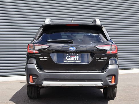 Used 2020 Subaru Outback Touring XT AWD/4WD image 6