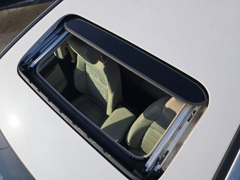 Used 2020 Honda CR-V EX image 3