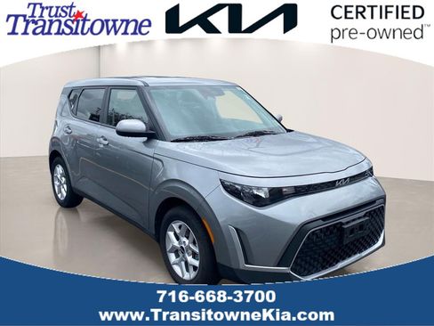 Certified 2023 Kia Soul LX w/ LX Technology Package FWD image 1