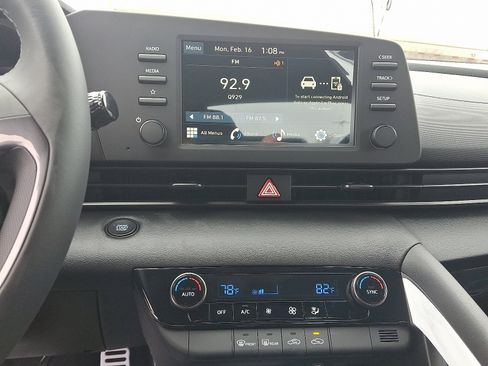 New 2026 Hyundai Elantra Sport FWD image 7