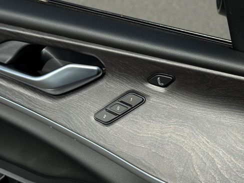 New 2025 Jeep Grand Cherokee Overland w/ Adv Protech Group III image 42