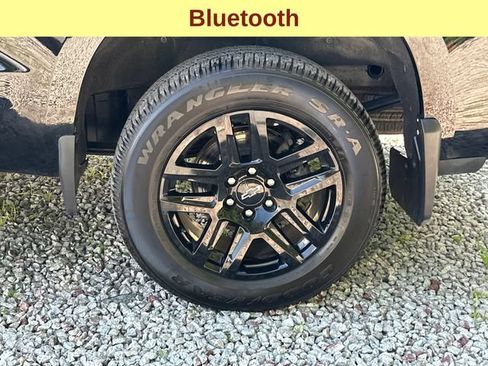 Certified 2024 Chevrolet Silverado 1500 Custom AWD/4WD image 9