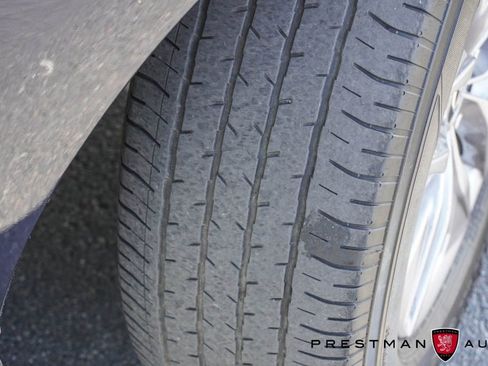 Used 2025 Toyota Sienna XLE w/ XLE Plus Package image 13