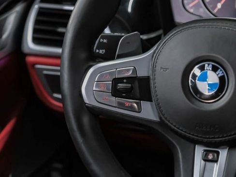 Used 2018 BMW M760i xDrive image 22