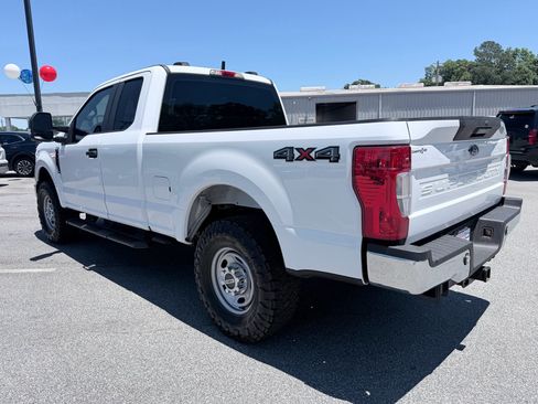 Used 2022 Ford F250 XL w/ Power Equipment Group AWD/4WD image 7