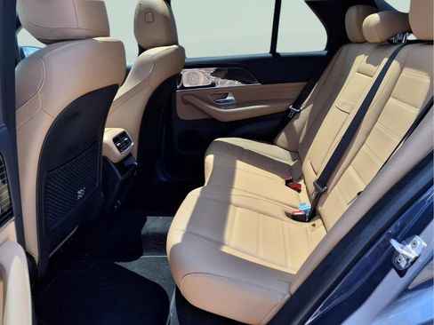 Used 2024 Mercedes-Benz GLE 350 4MATIC image 11