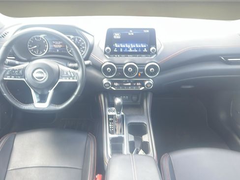 Used 2024 Nissan Sentra SR w/ SR Premium Package image 9