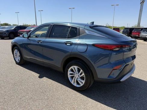New 2026 Buick Envista Preferred FWD image 7