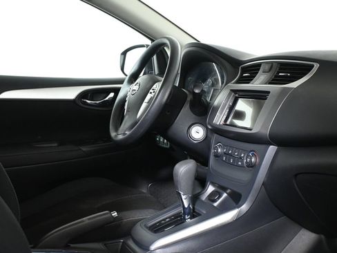 Used 2017 Nissan Sentra S FWD image 30