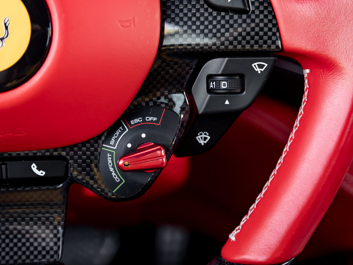 Used 2019 Ferrari Portofino RWD image 24
