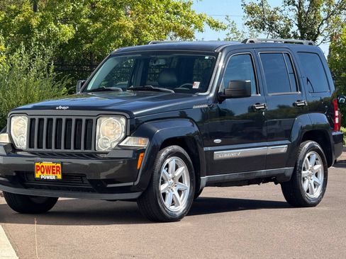 Used 2012 Jeep Liberty Sport AWD/4WD image 8
