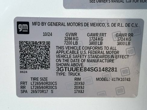 Used 2025 GMC Sierra 1500 AT4 w/ AT4 Premium Package AWD/4WD image 52