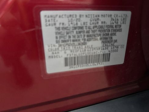Used 2020 Nissan Kicks SR w/ SR Premium Package FWD image 28