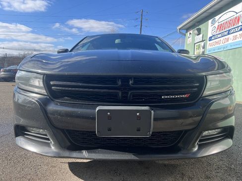 Used 2019 Dodge Charger SXT image 22
