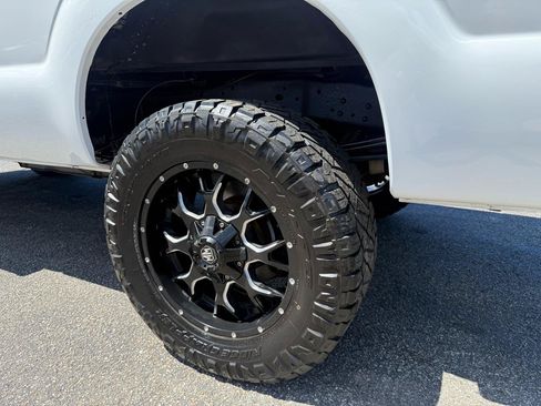 Used 2016 Ford F250 XL w/ FX4 Off-Road Package AWD/4WD image 8