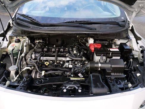 Used 2020 Nissan Versa SV image 11