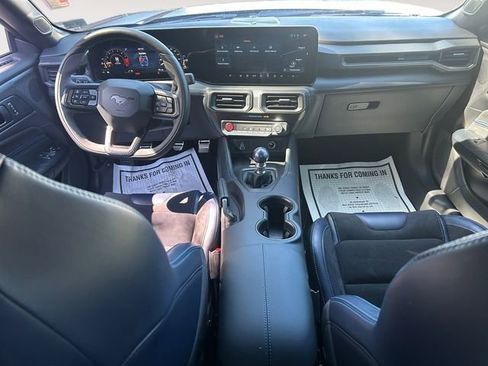 Used 2025 Ford Mustang Dark Horse image 10