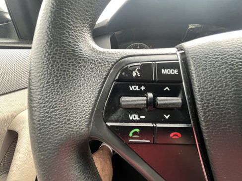 Used 2017 Hyundai Sonata SE image 21