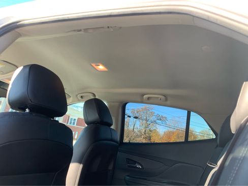 Used 2019 Buick Encore Sport Touring w/ Safety Package image 25