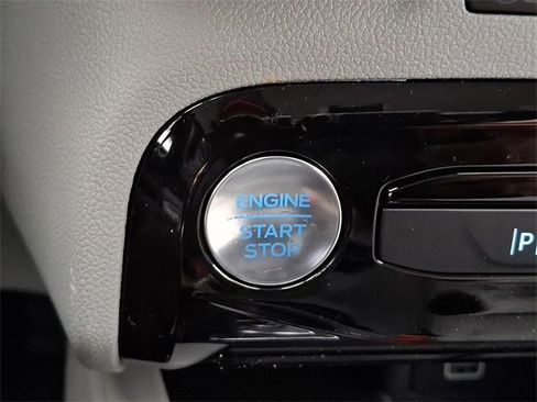 New 2026 Ford Escape SE w/ PHEV Premium Package image 17