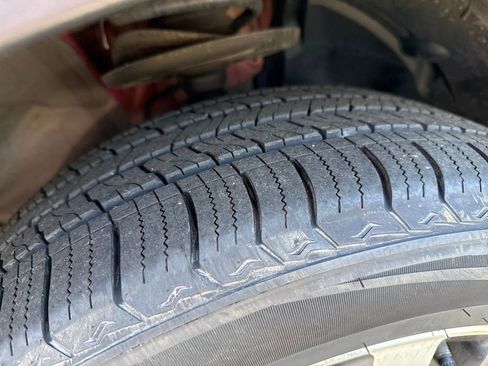 Used 2022 Nissan Pathfinder Platinum w/ Cargo Package image 28