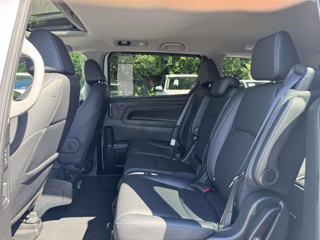 Used 2023 Honda Odyssey EX-L image 10