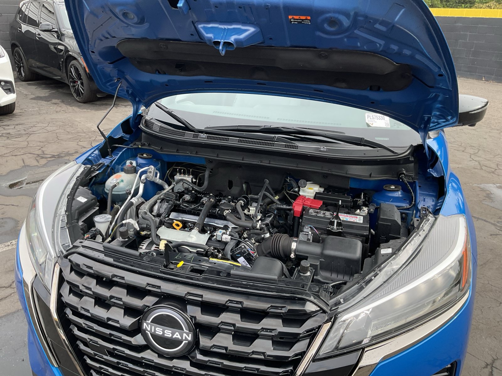 Used 2023 Nissan Kicks SR w/ SR Premium Package FWD image 23