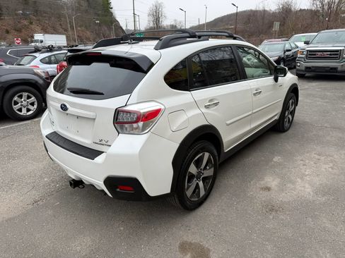 Used 2015 Subaru Crosstrek Touring image 3