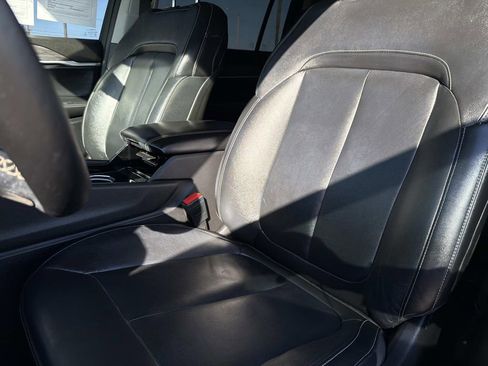 Used 2022 Jeep Grand Cherokee L Limited image 22