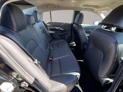 New 2026 Nissan Sentra SR w/ SR Premium Package FWD image 9