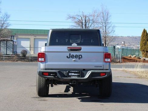 Used 2020 Jeep Gladiator Sport w/ Quick Order Package 24S AWD/4WD image 5