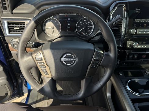 Used 2024 Nissan Titan Platinum Reserve w/ Moonroof Package image 21