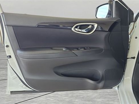 Used 2019 Nissan Sentra SV image 25