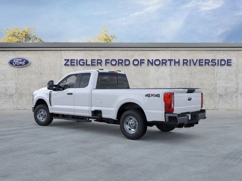 New 2026 Ford F250 XL w/ XL Chrome Package image 4