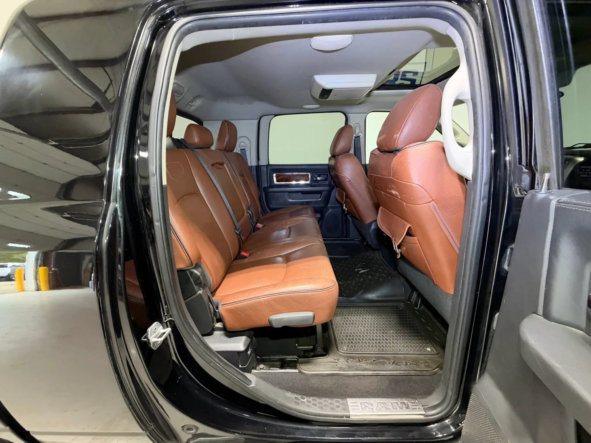 Used 2012 RAM 2500 Longhorn w/ HD Snow Plow Prep Group AWD/4WD image 19