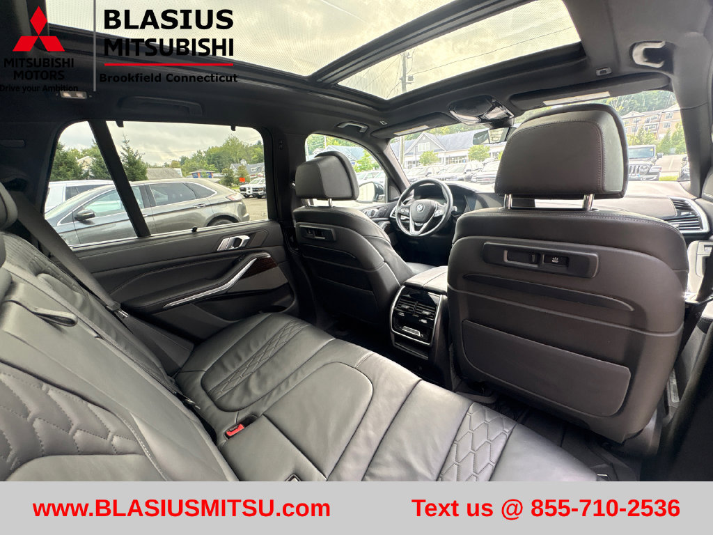 Used 2020 BMW X5 xDrive50i w/ Executive Package AWD/4WD image 46