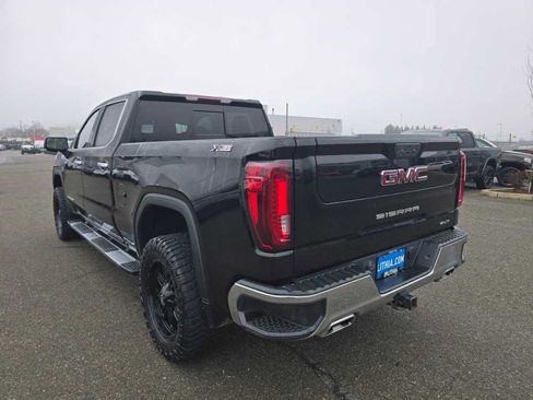 Used 2021 GMC Sierra 1500 SLT w/ SLT Premium Package image 3