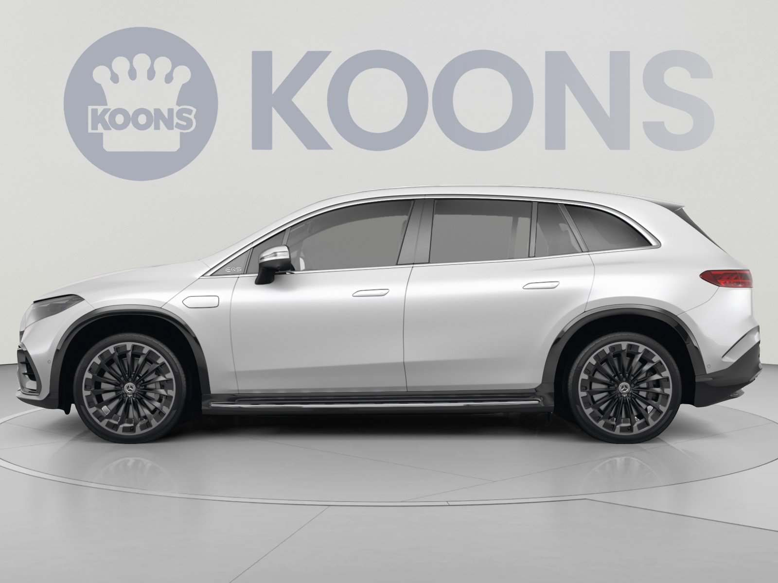 Used 2023 Mercedes-Benz EQS 580 4MATIC SUV image 2