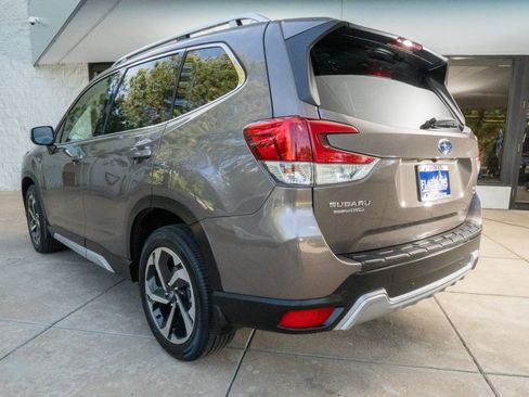 Certified 2023 Subaru Forester Touring AWD/4WD image 5